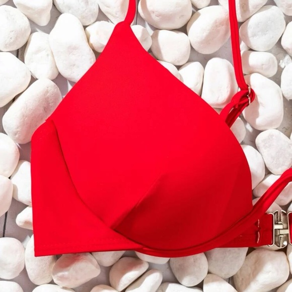 Red 2 piece bikini set with push up padding. Multiple sizes. - Picture 4 of 4